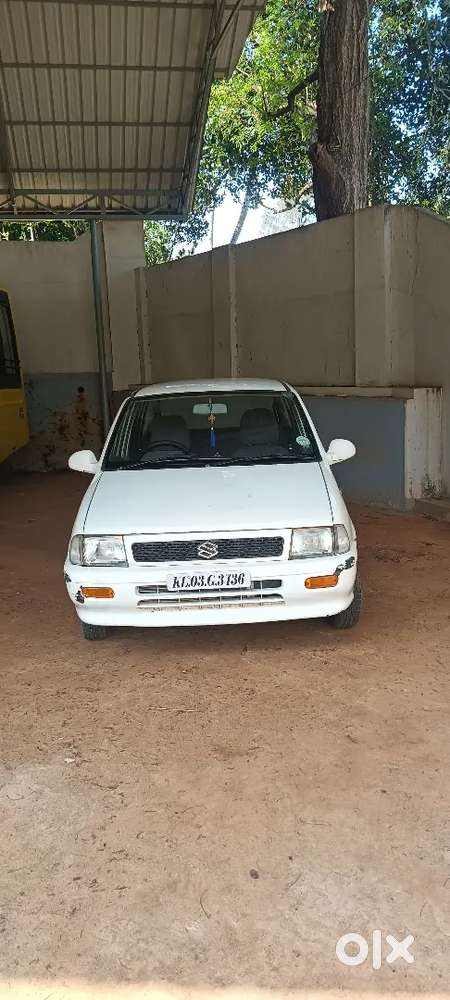 ബാറ്ററിചാർജ് ഇല്ലപെട്രോൾ പമ്പ്ൻ്റെഓസ്പൊട്ടിയിട്ടുണ്ട്