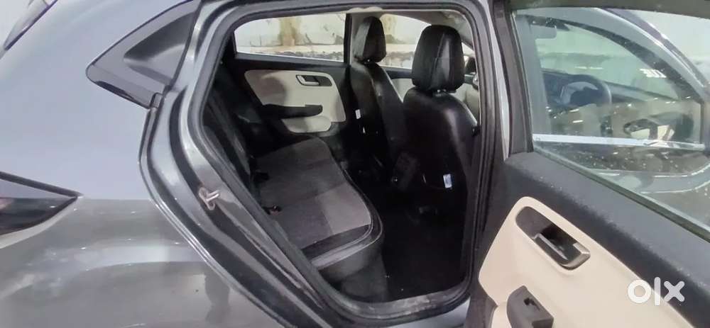 Tata Altroz 1.2 Xt, 2022, Petrol