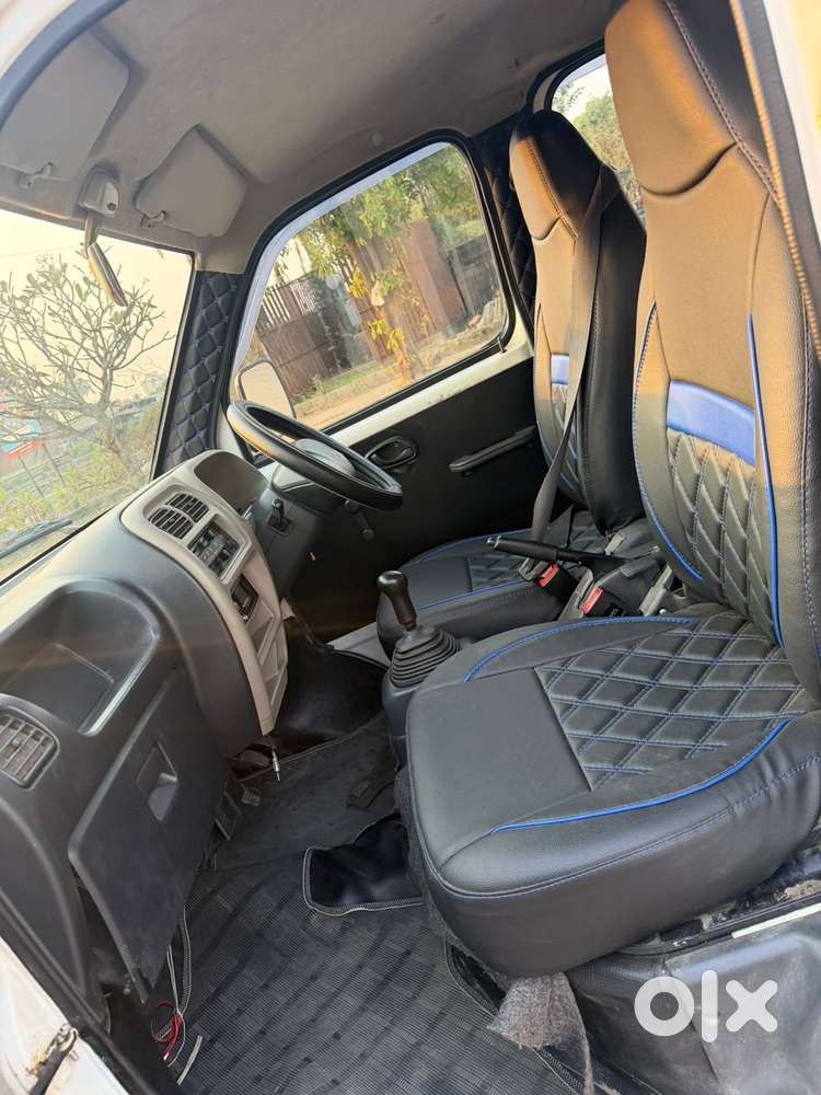 Maruti Suzuki Eeco 5 Str With Ac Plus Htr Cng, 2015, Cng & Hybrids