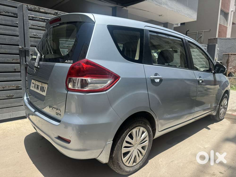 Maruti Suzuki Ertiga Zxi Shvs, 2013, Petrol