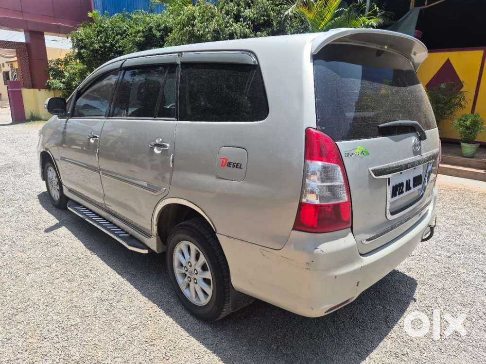 Toyota Innova 2.5 Ev Ps 7 Str Bs-iii, 2013, Diesel