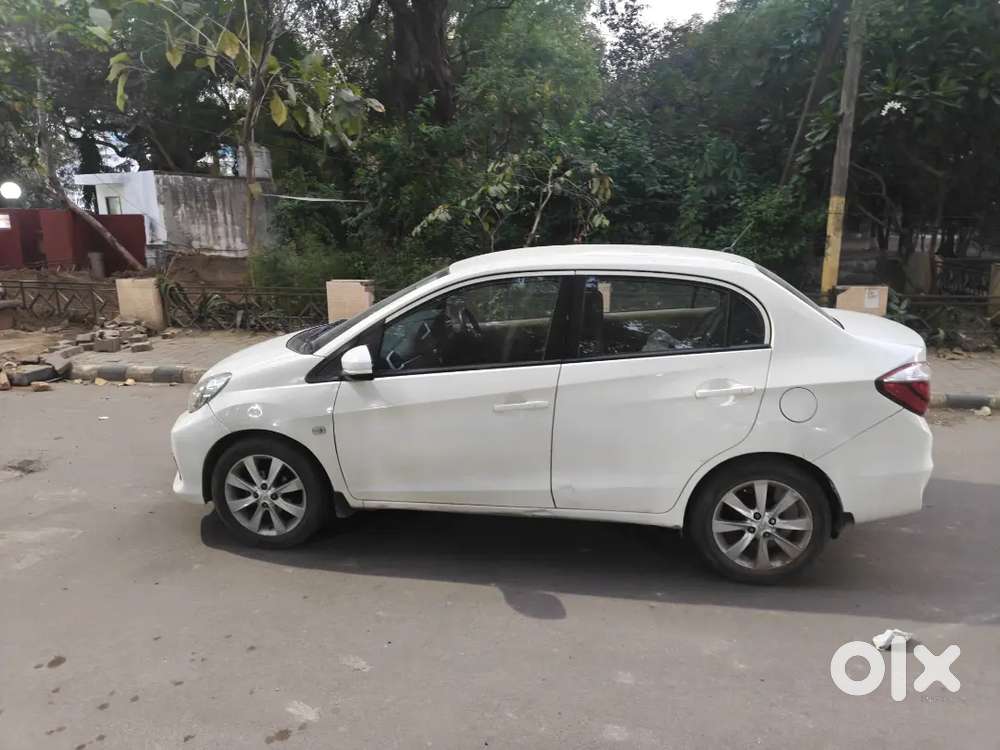 Honda Amaze 2017 Cng & Hybrids 90000 Km Driven