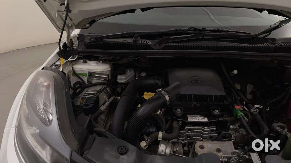 Tata Nexon 1.2 Revotron Xz, 2018, Petrol