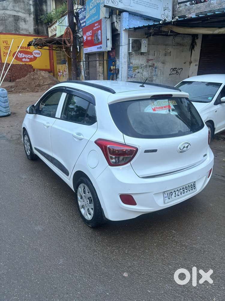 Hyundai Grand I10 Sportz, 2015, Diesel