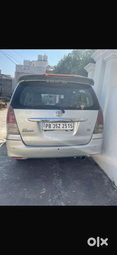 Toyota Innova 2006