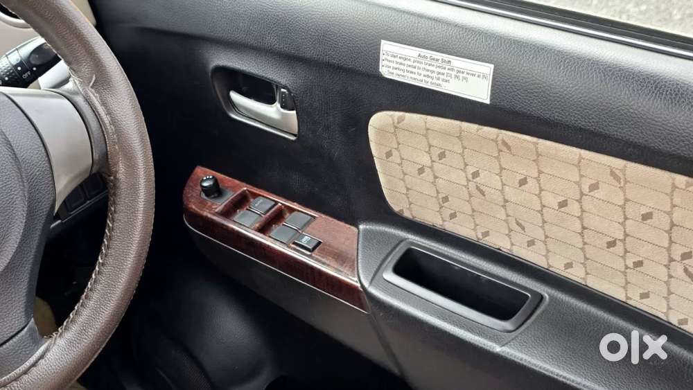 Maruti Suzuki Wagon R 1.0 Vxi Amt, 2017, Petrol