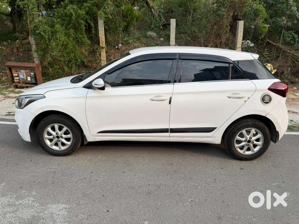  Hyundai Elite I20 Sportz  2018  Petrol  Second Owner