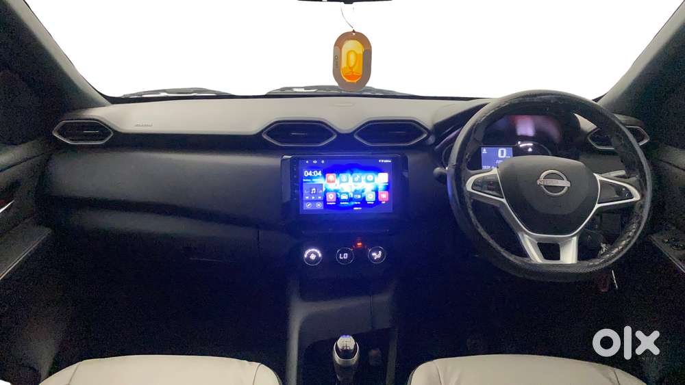 Nissan Magnite Kuro Edition 1.0 Petrol Mt, 2025, Petrol