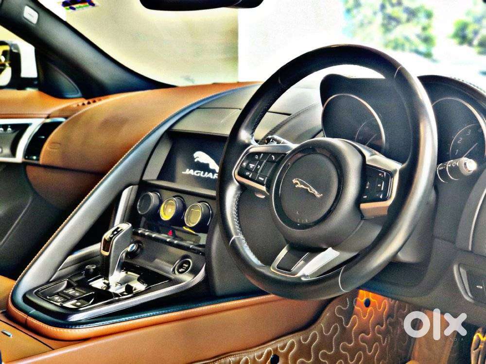 Jaguar F Type Coupe 2.0, 2019, Petrol