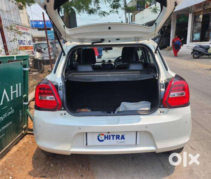 Maruti Suzuki Swift Vxi + Manual, 2023, Petrol