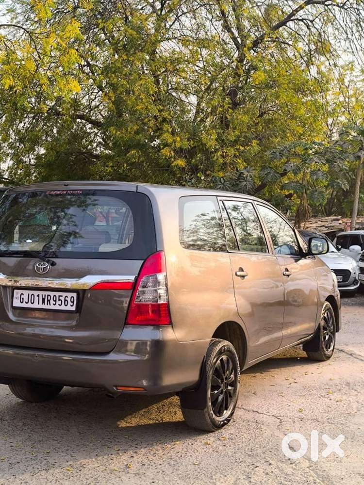 Toyota Innova 2.5 Vx 8 Str, 2010, Diesel