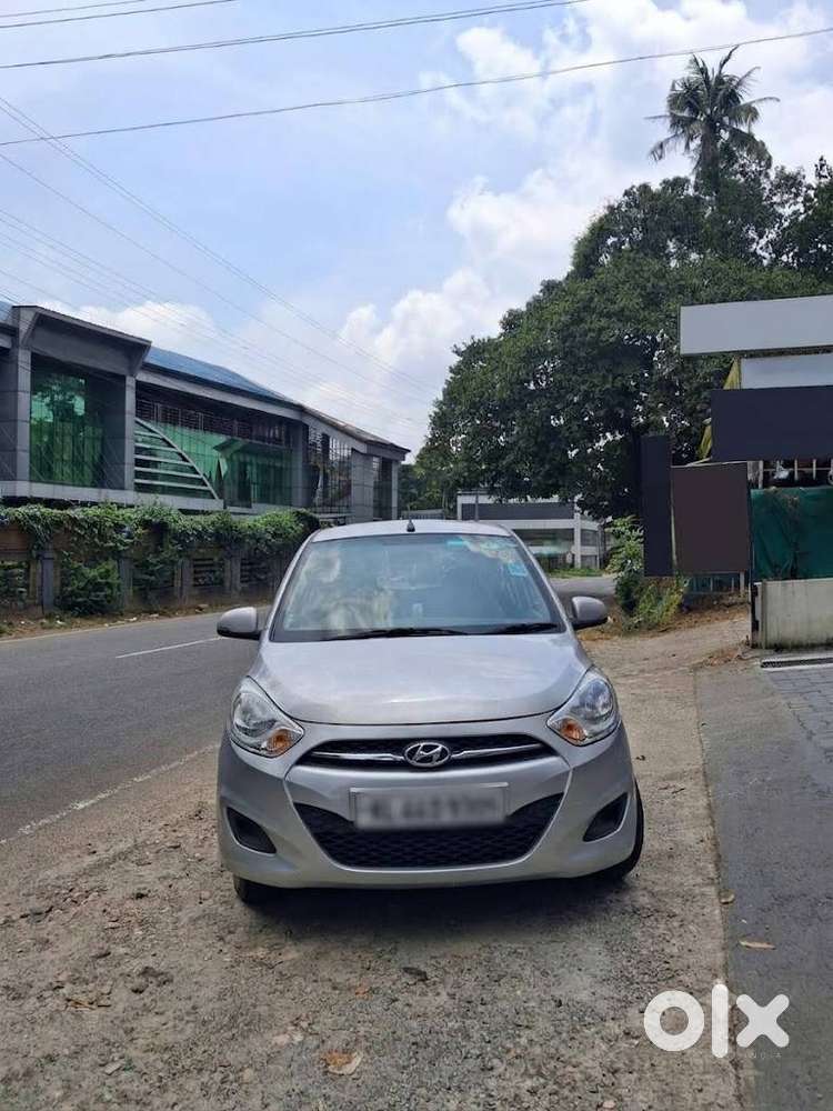 Hyundai Magna I10 1.2l Petrol (2011)