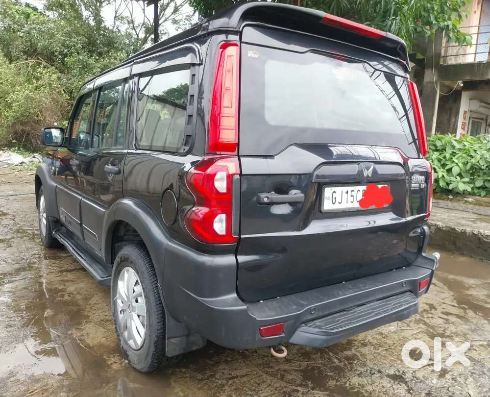 Mahindra Scorpio Classic 2023