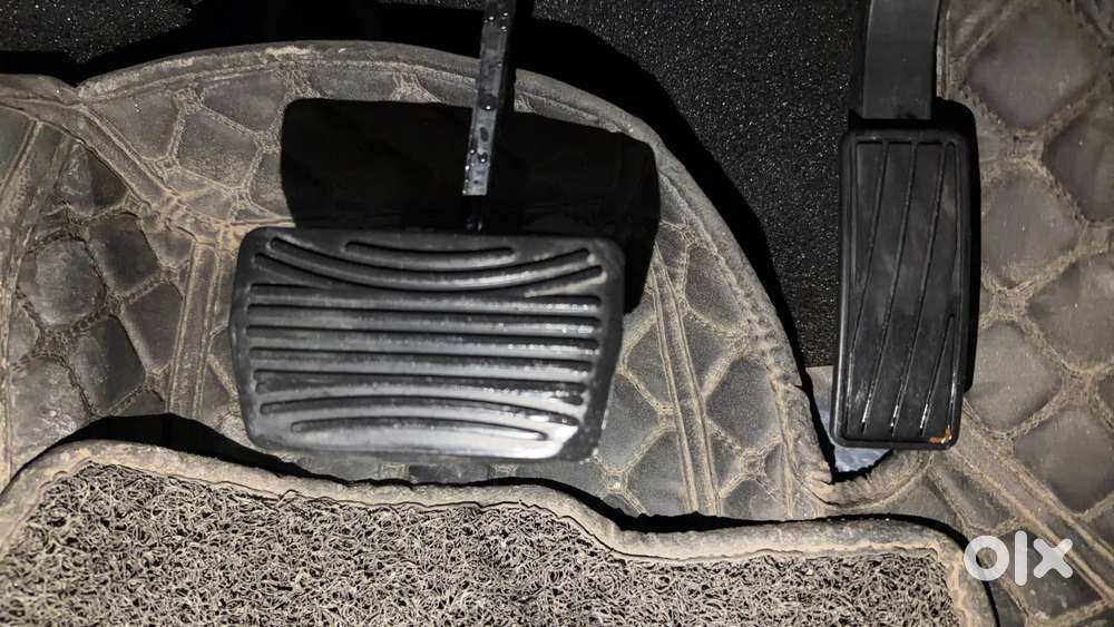 Mahindra Xuv700 2.2 Ax 5 Diesel At Str, 2022, Diesel