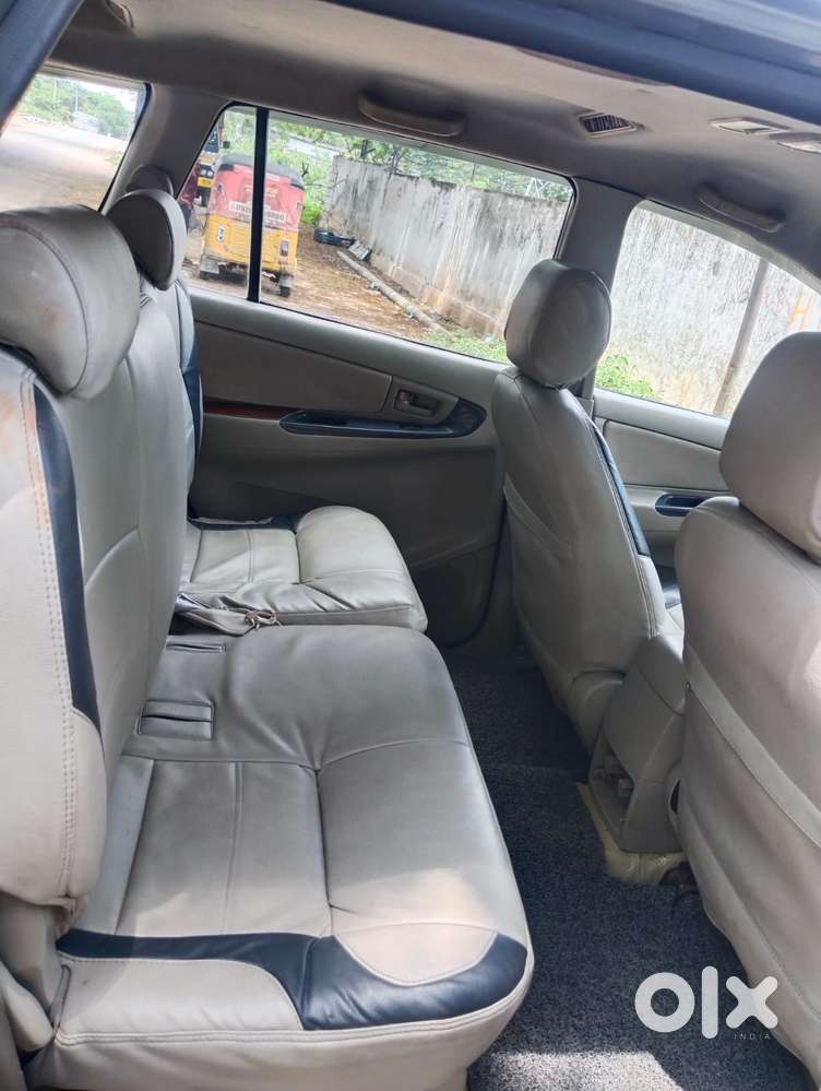 Toyota Innova 2.0 Gx 8 Str, 2010, Diesel