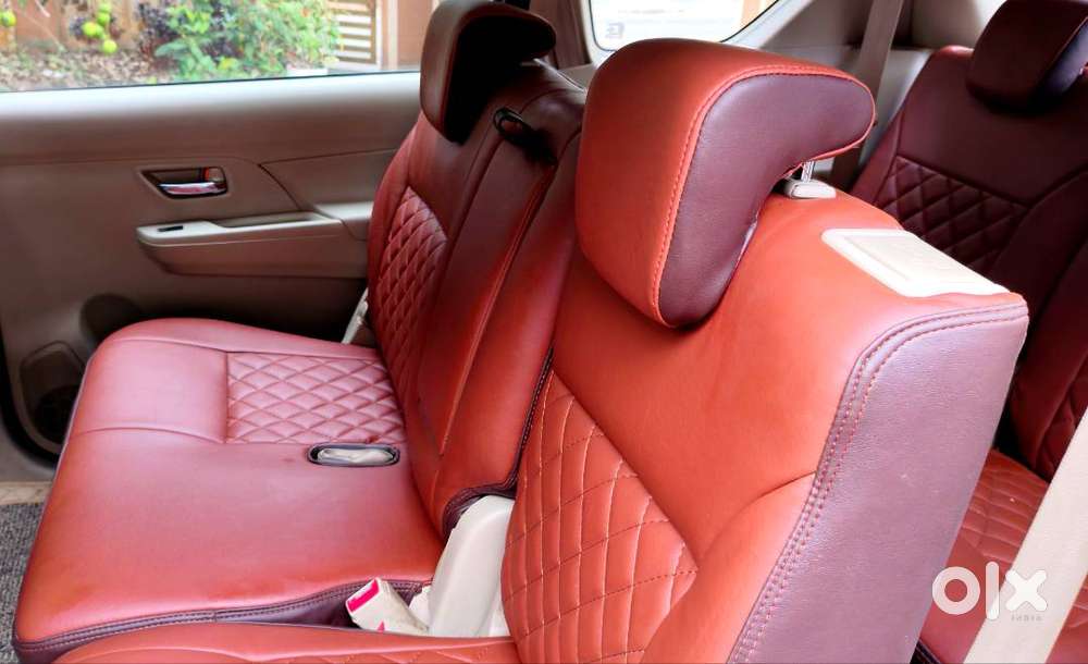 Maruti Suzuki Ertiga 1.5 Zxi Plus Full Option Smart Hybrid At (2022)