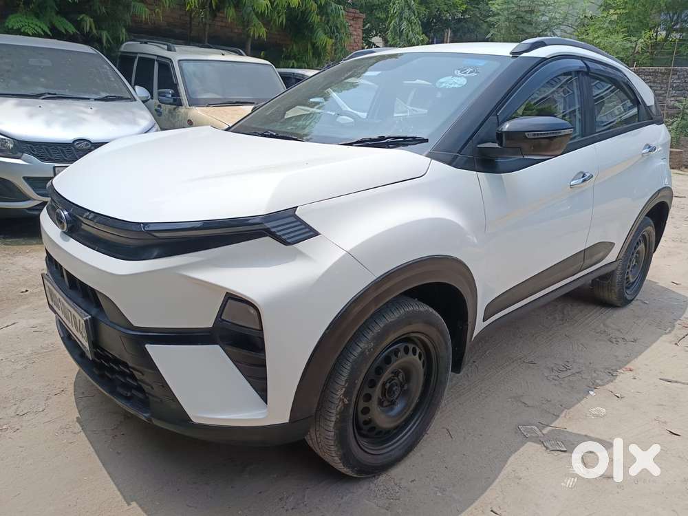 Tata Nexon Pure 1.2 Revotron Petrol 6 Mt, 2024, Petrol