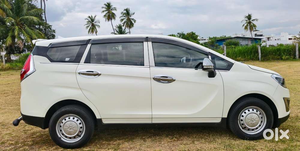 Mahindra Marazzo M2, 2019, Diesel