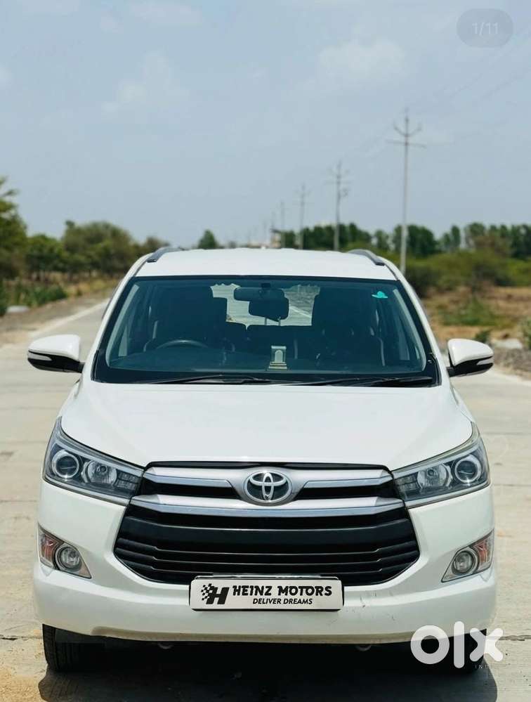 Toyota Innova Crysta 2.4 V 7 Str, 2016, Diesel