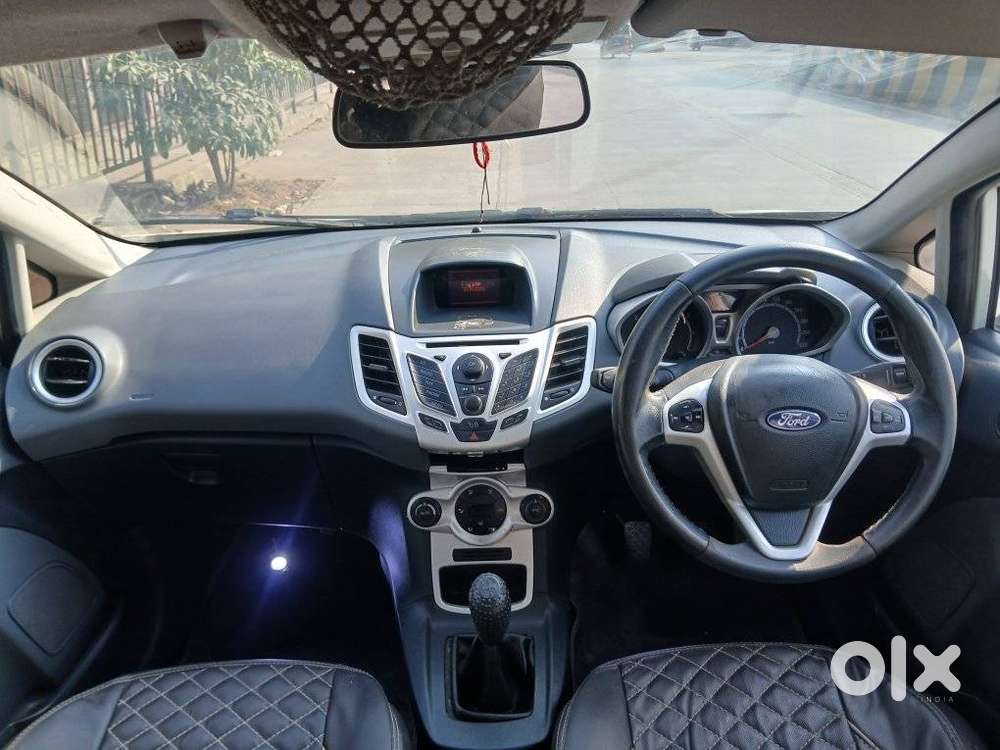 Ford Fiesta, 2011, Petrol