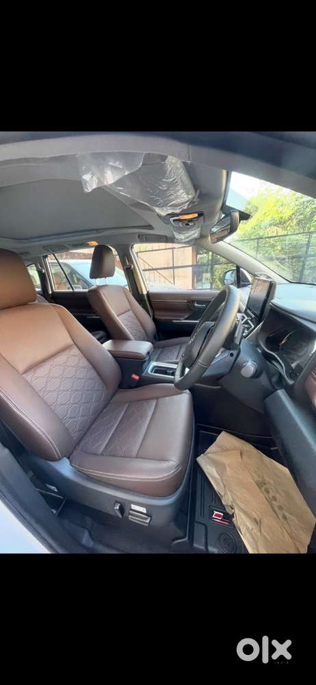 Toyota Innova Hycross 2023 Hybrid Automatic