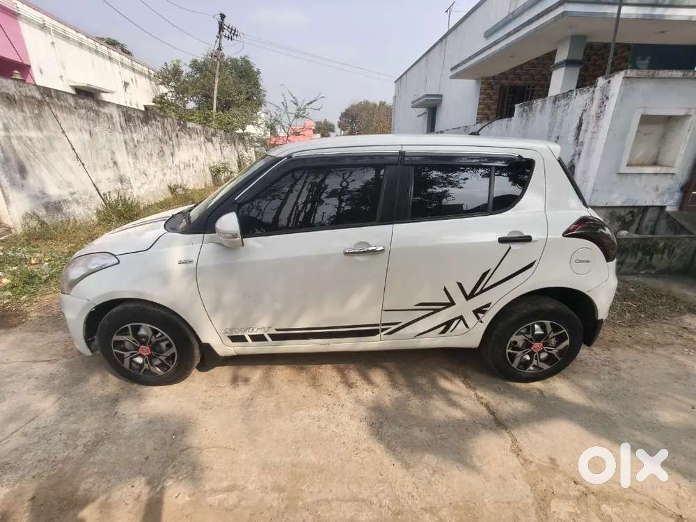 Maruti Suzuki Swift 2012