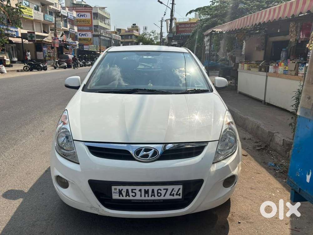Hyundai I20 2010 Petrol Well Maintained
