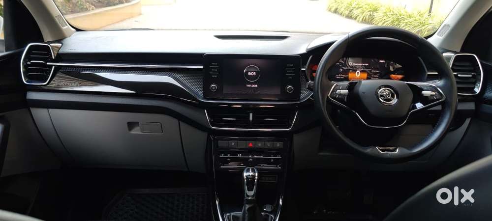 Skoda Kushaq 1.0 Tsi Style, 2023, Petrol