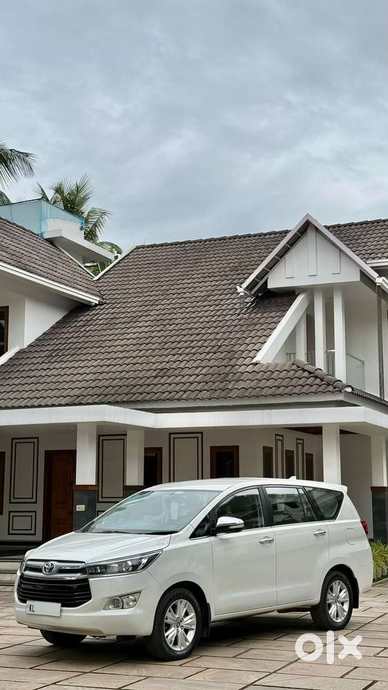 Toyota Innova Crysta 2.8z Automatic, 2018, Diesel