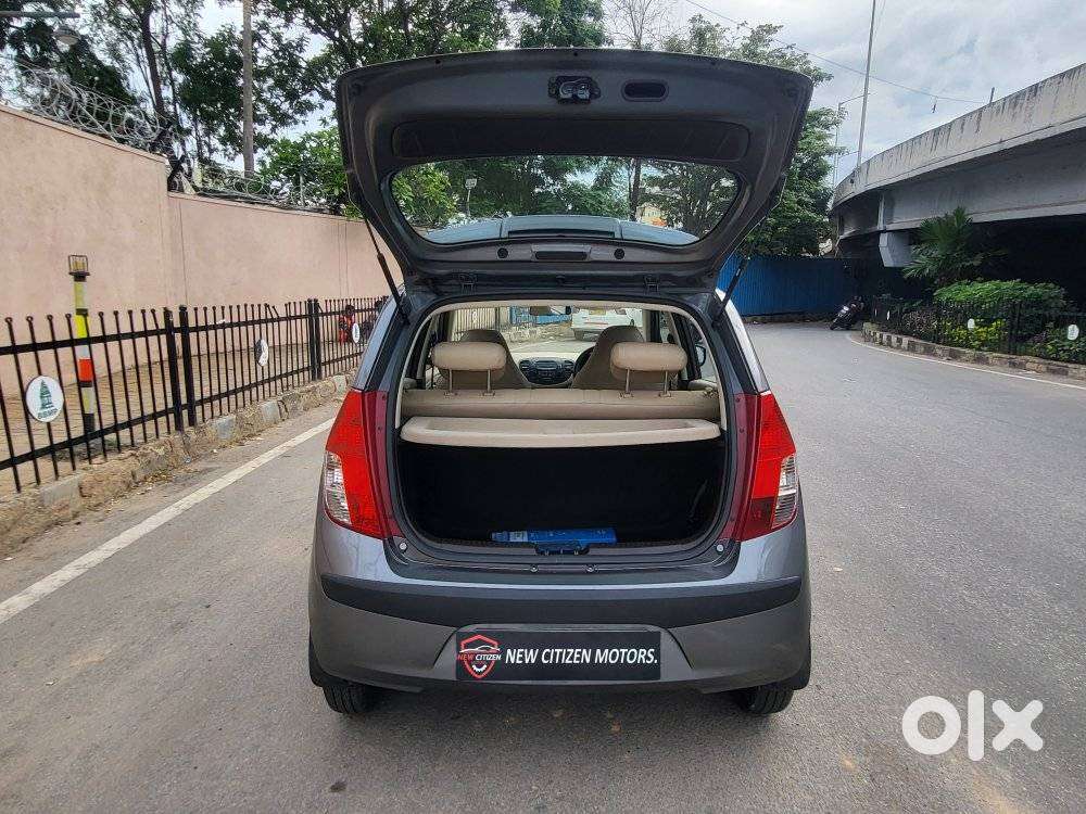 Hyundai I10 Asta Sunroof At, 2010, Petrol