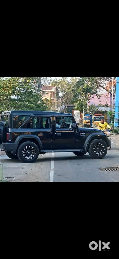 Mahindra Thar Roxx Mx5 Petrol Mt 2wd, 2025, Diesel