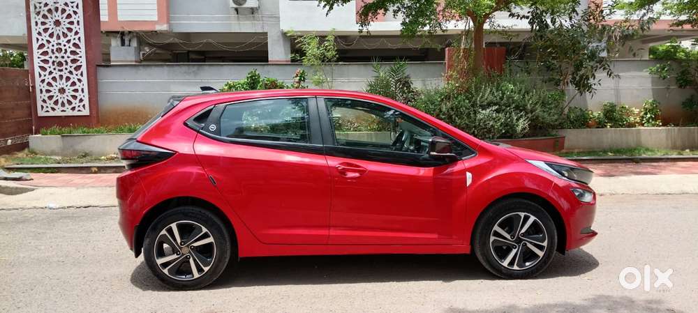 Tata Altroz Xz, 2024, Petrol