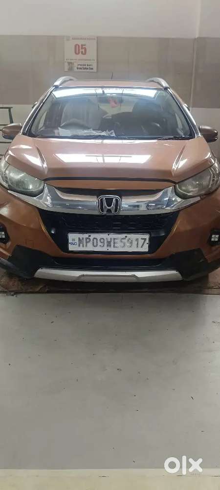 Top Modal With Sunroof