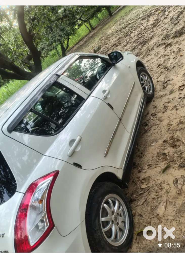 Maruti Suzuki Swift Lxi 2018
