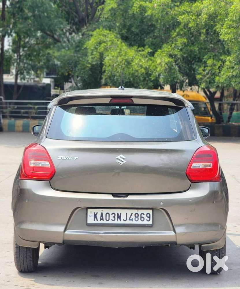 Maruti Suzuki Swift Vxi + Manual, 2021, Petrol