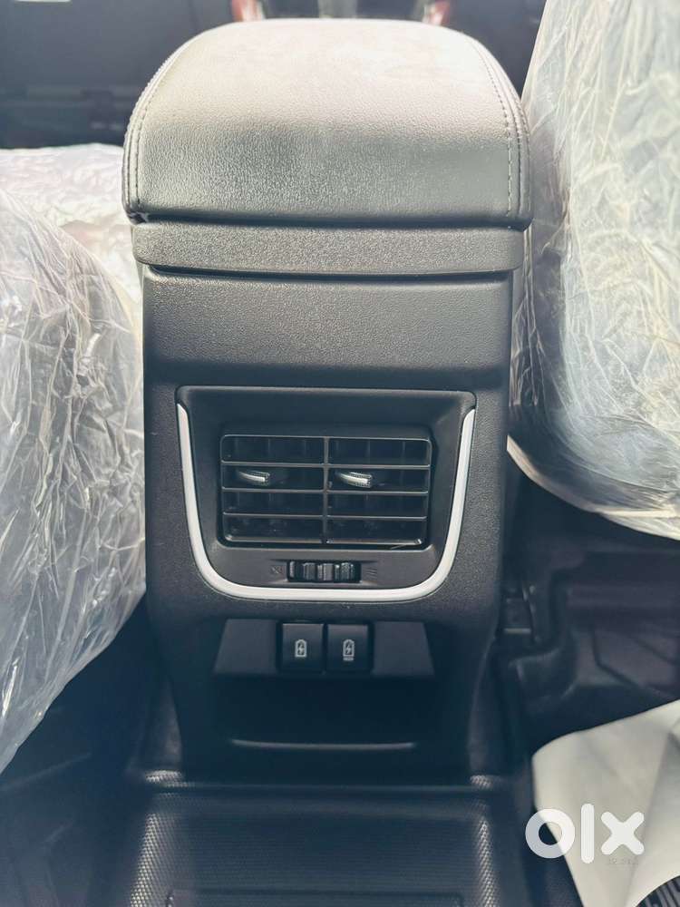 Maruti Suzuki Grand Vitara 1.5 Zeta Cng, 2025, Cng & Hybrids