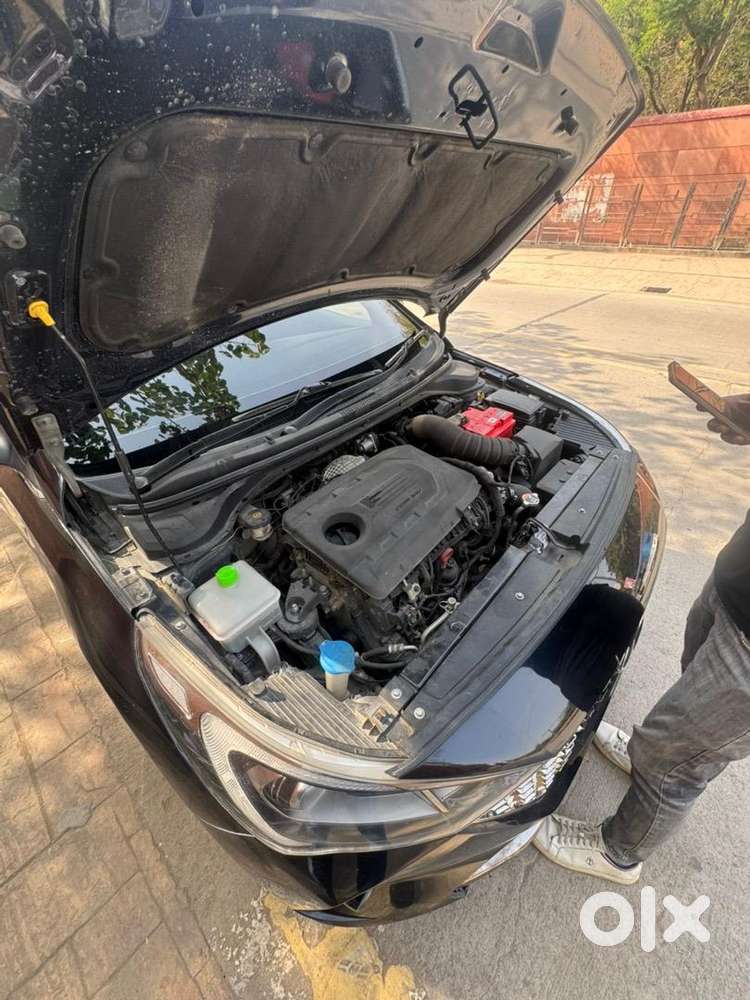 Hyundai Verna 2022 Diesel Well Maintained