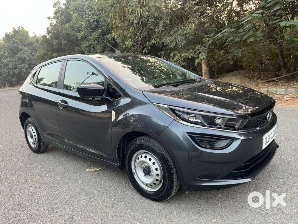 Tata Altroz 1.2 Xe, 2021, Petrol