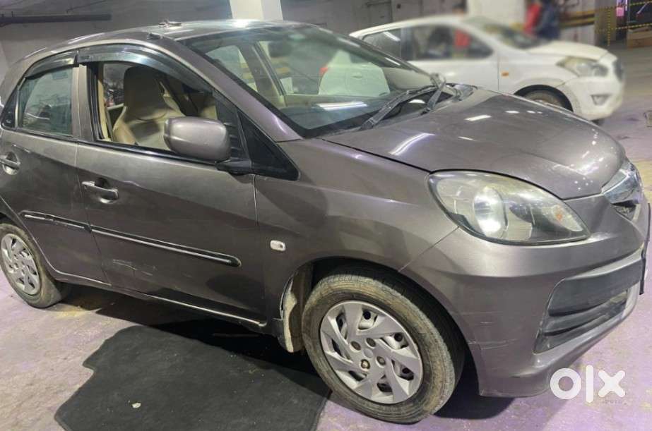 Honda Brio E Mt, 2012, Petrol