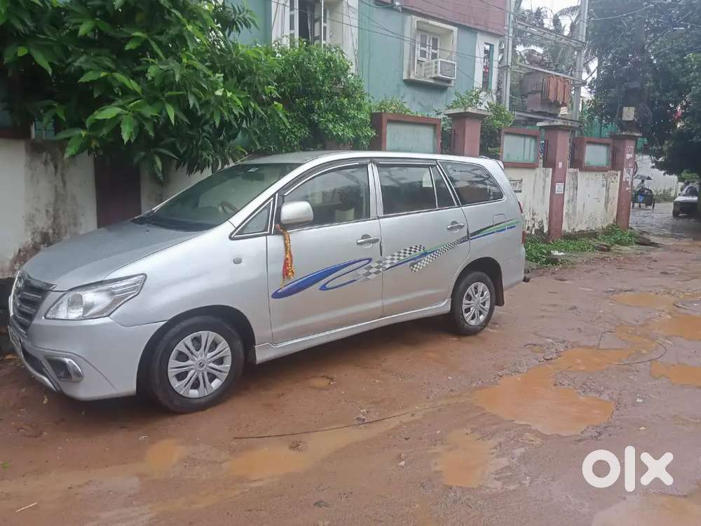 Toyota Innova Diesel 2012