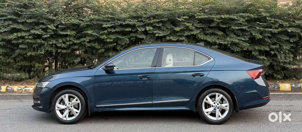 Skoda Octavia 2.0 Style Tsi At, 2022, Petrol