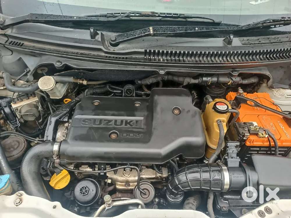 Maruti Suzuki Ertiga 2012