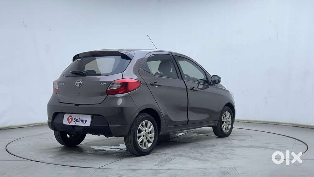 Tata Tiago Xza, 2018, Petrol