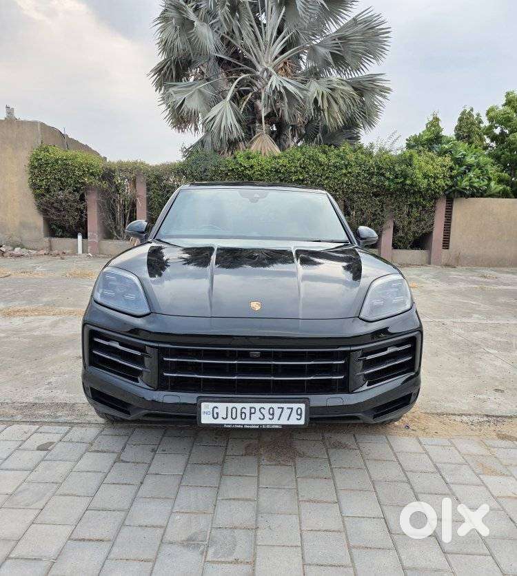 Porsche Cayenne S Tiptronic, 2024, Petrol