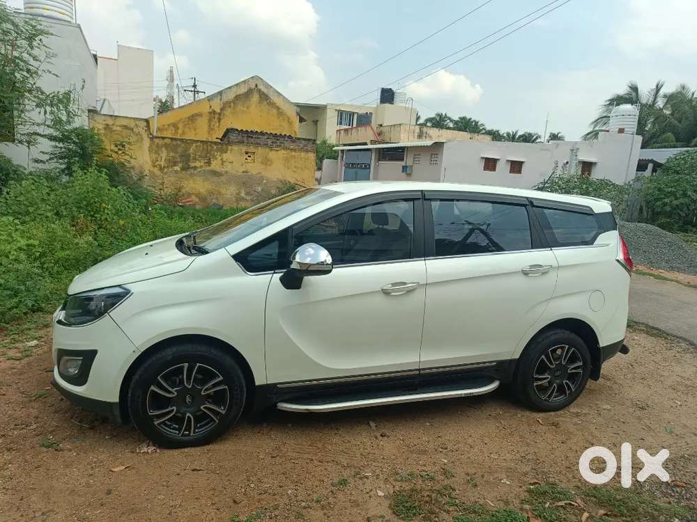 Mahindra Marazzo Diesel 2019 M8 Special Edition