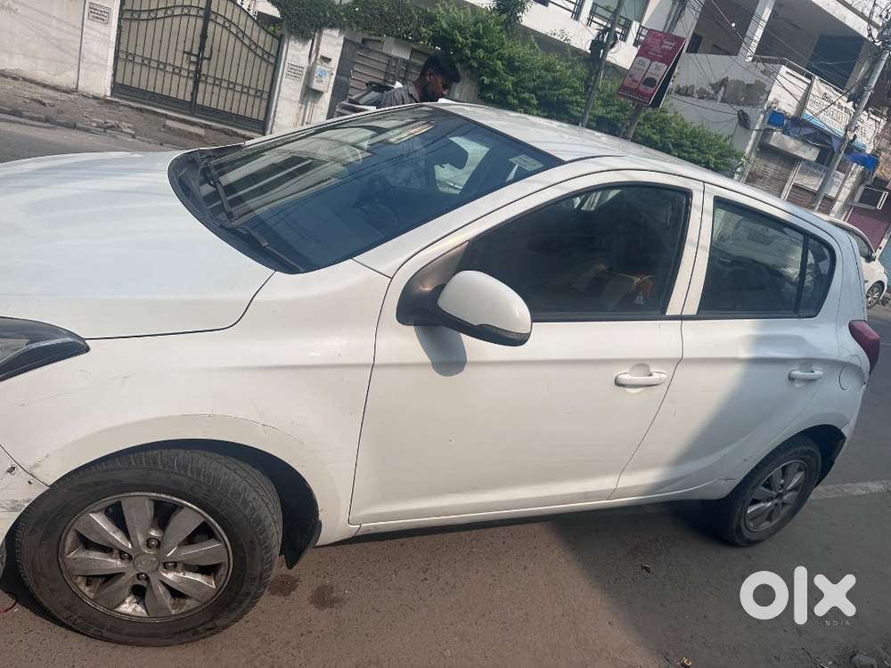 Hyundai I20 1.4 Sportz 2013