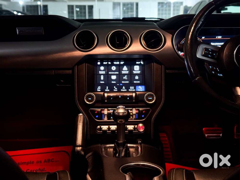 Ford Mustang V8, 2020, Petrol