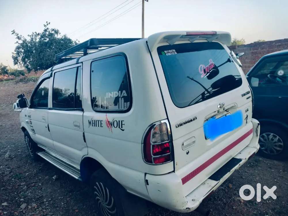Chevrolet Tavera 2015