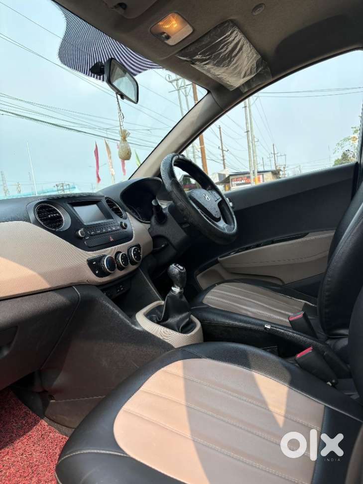 Hyundai Grand I10 Sportz, 2017, Petrol