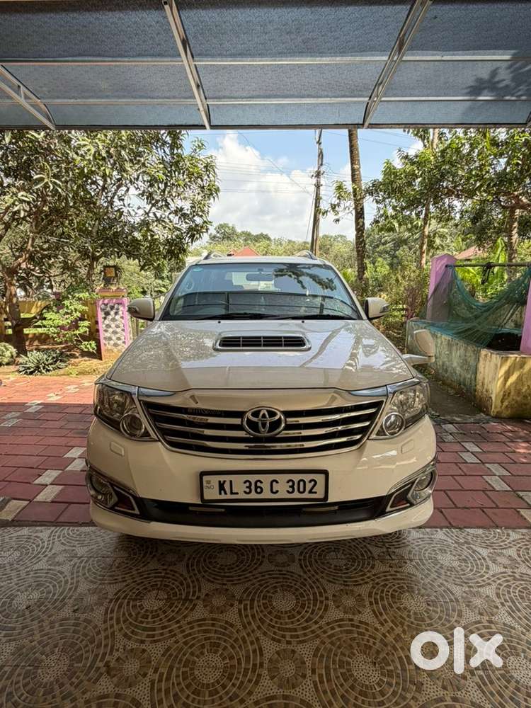 Toyota Fortuner Diesel 2012